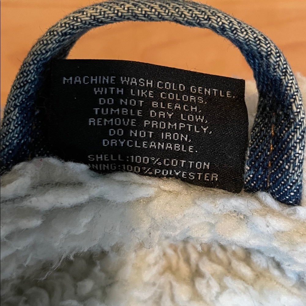 Trucker Jacket - Shearling lined - Picture 5 of 5
